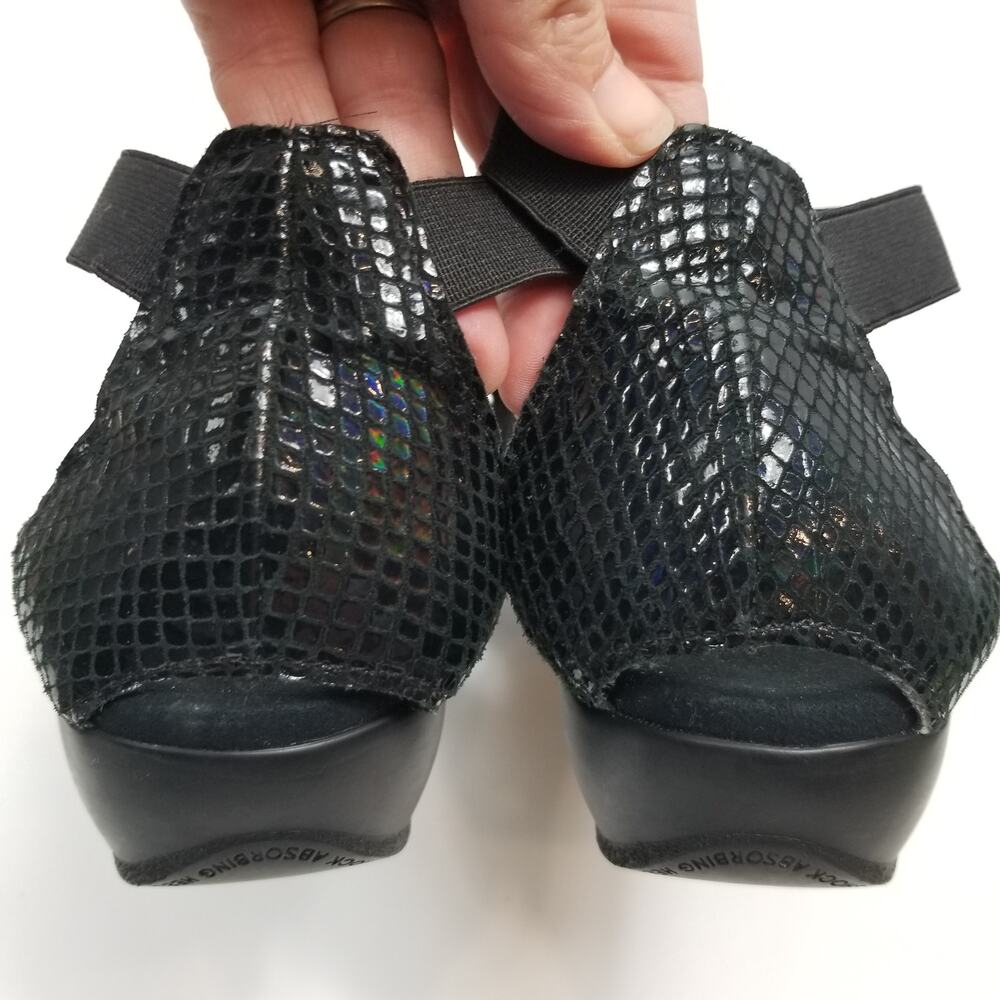 Munro American Black Sandals Size 11.5 N - Picture 4 of 7